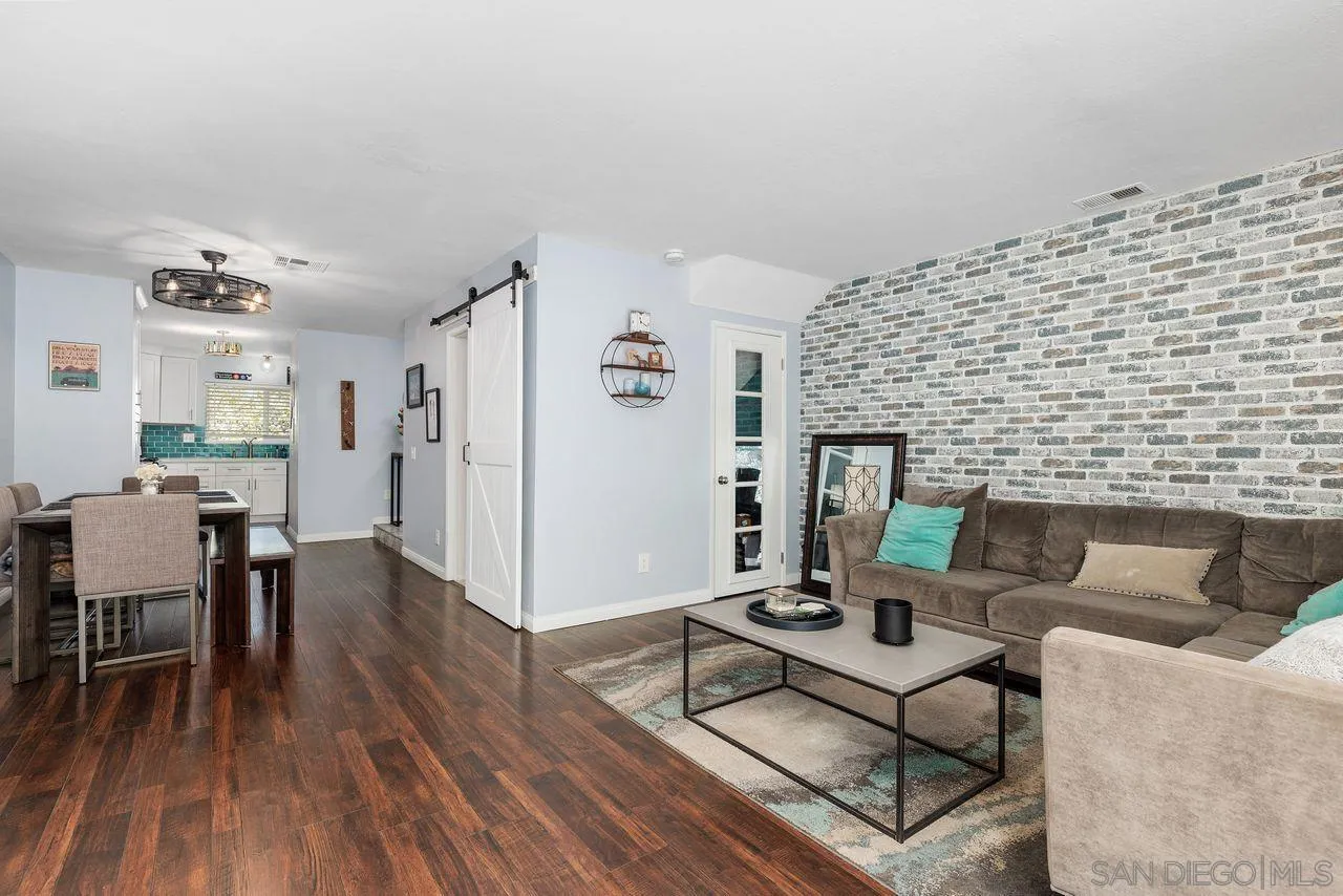 4205 Poquito Way Unit 2
