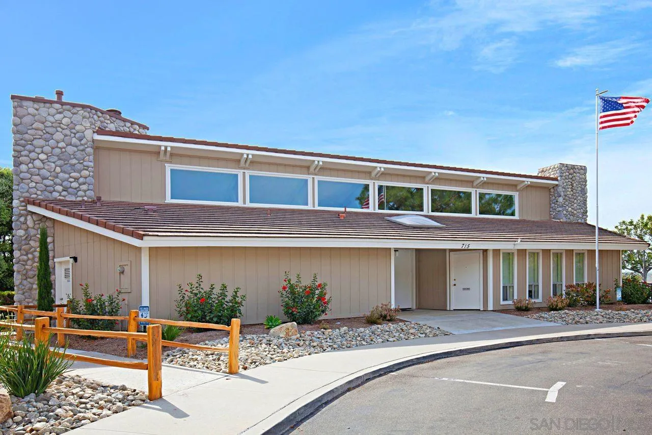 4205 Poquito Way Unit 2
