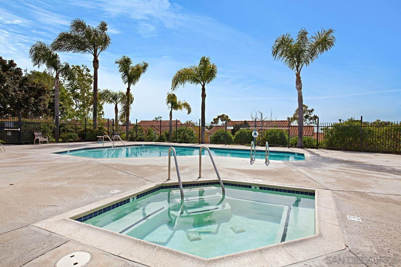 4205 Poquito Way Unit 2