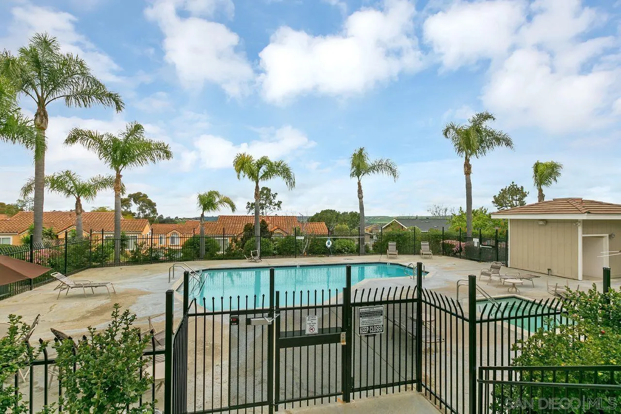 4205 Poquito Way Unit 2