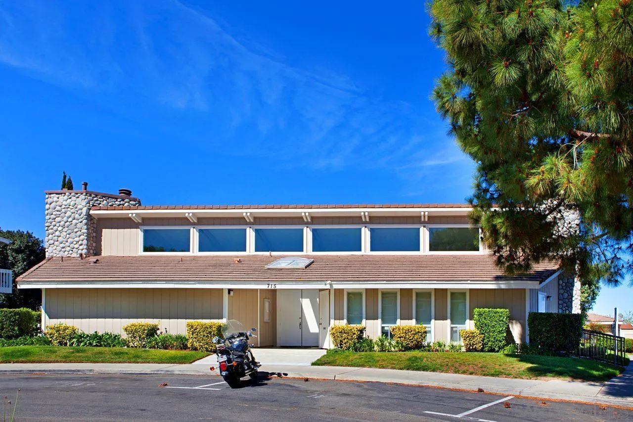 4205 Poquito Way Unit 2