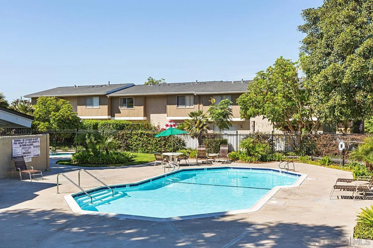 4205 Poquito Way Unit 2