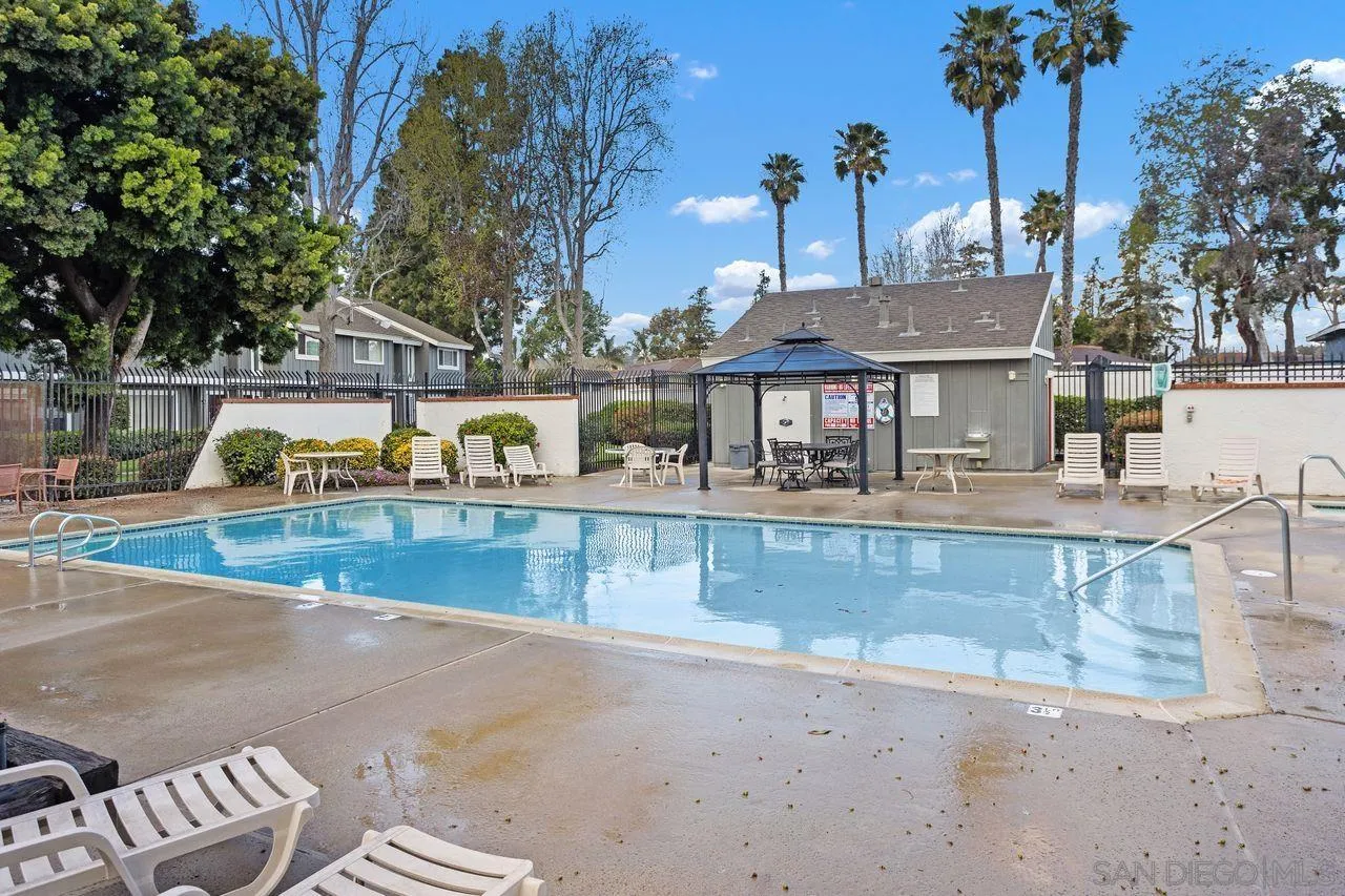 414 Los Arbolitos Blvd