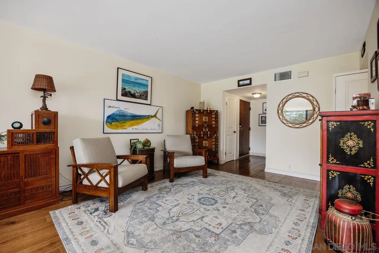 2564 Navarra Dr Unit 113