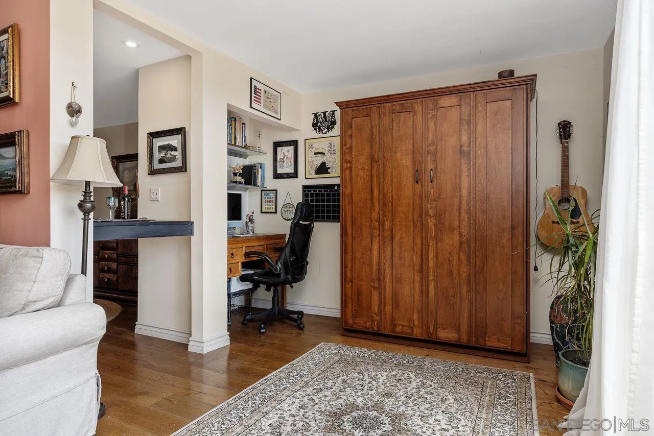 2564 Navarra Dr Unit 113