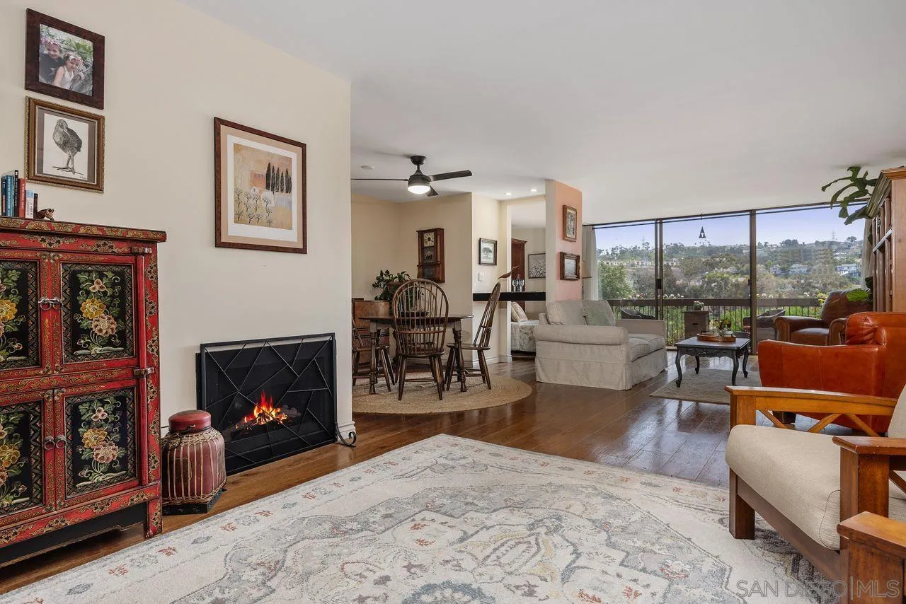 2564 Navarra Dr Unit 113