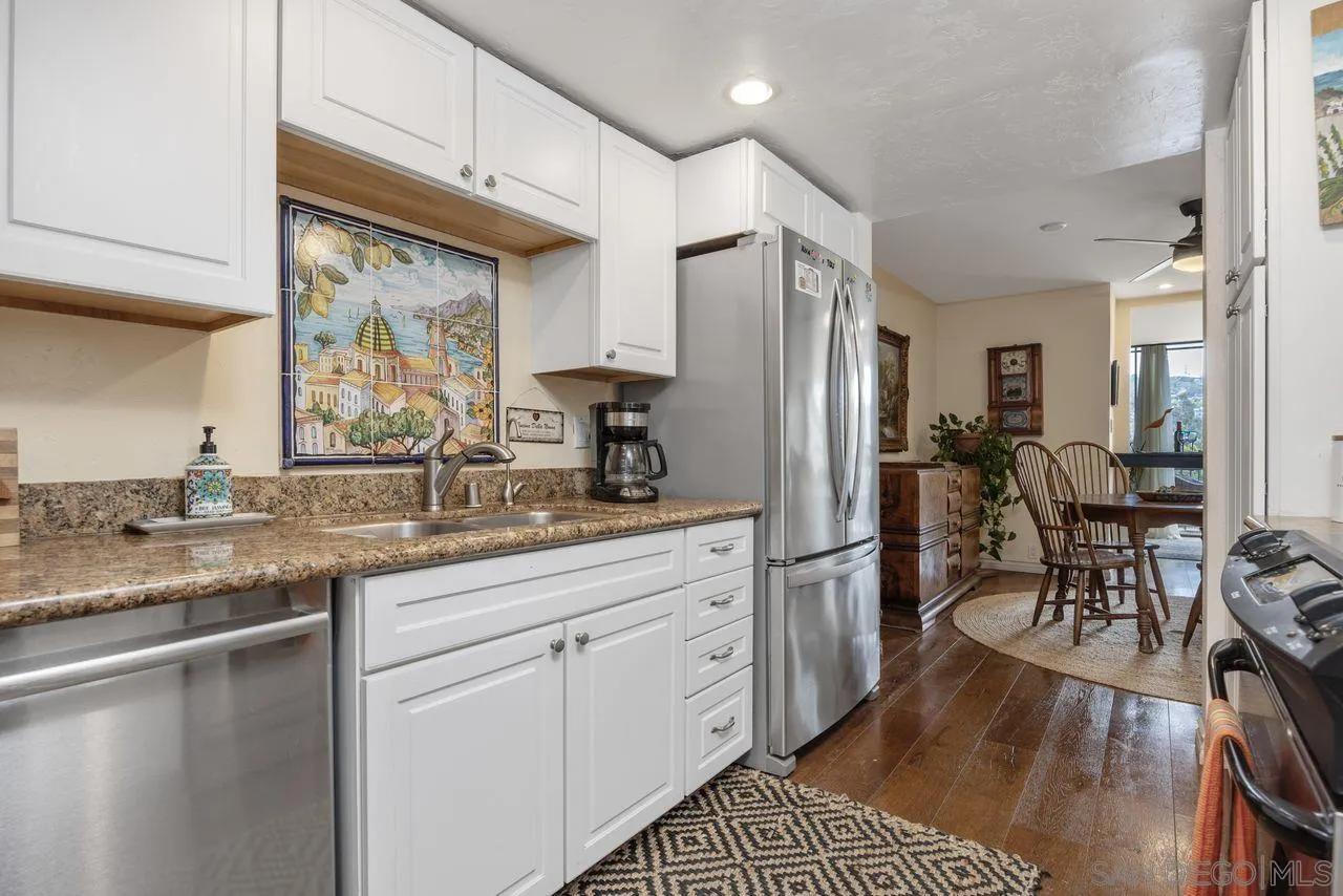 2564 Navarra Dr Unit 113