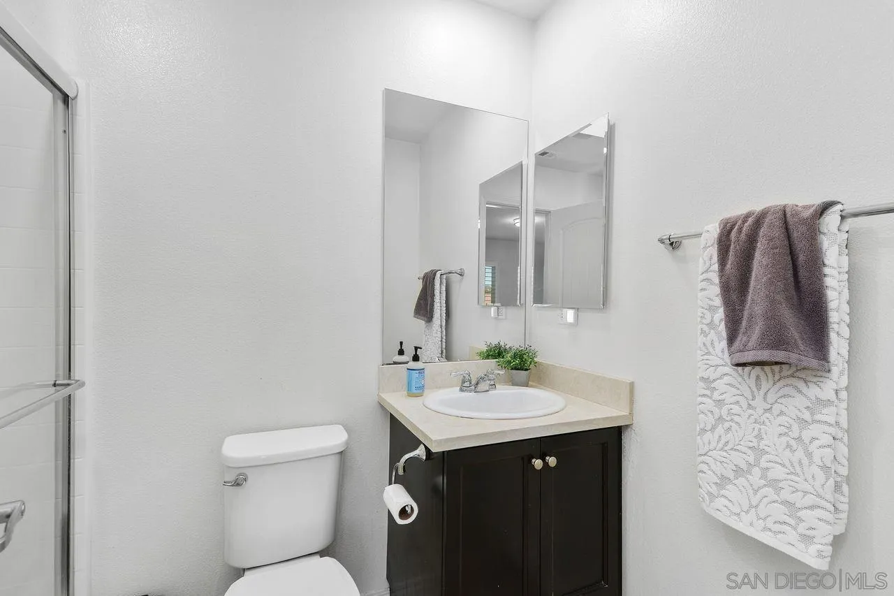 23318 Crystal Way