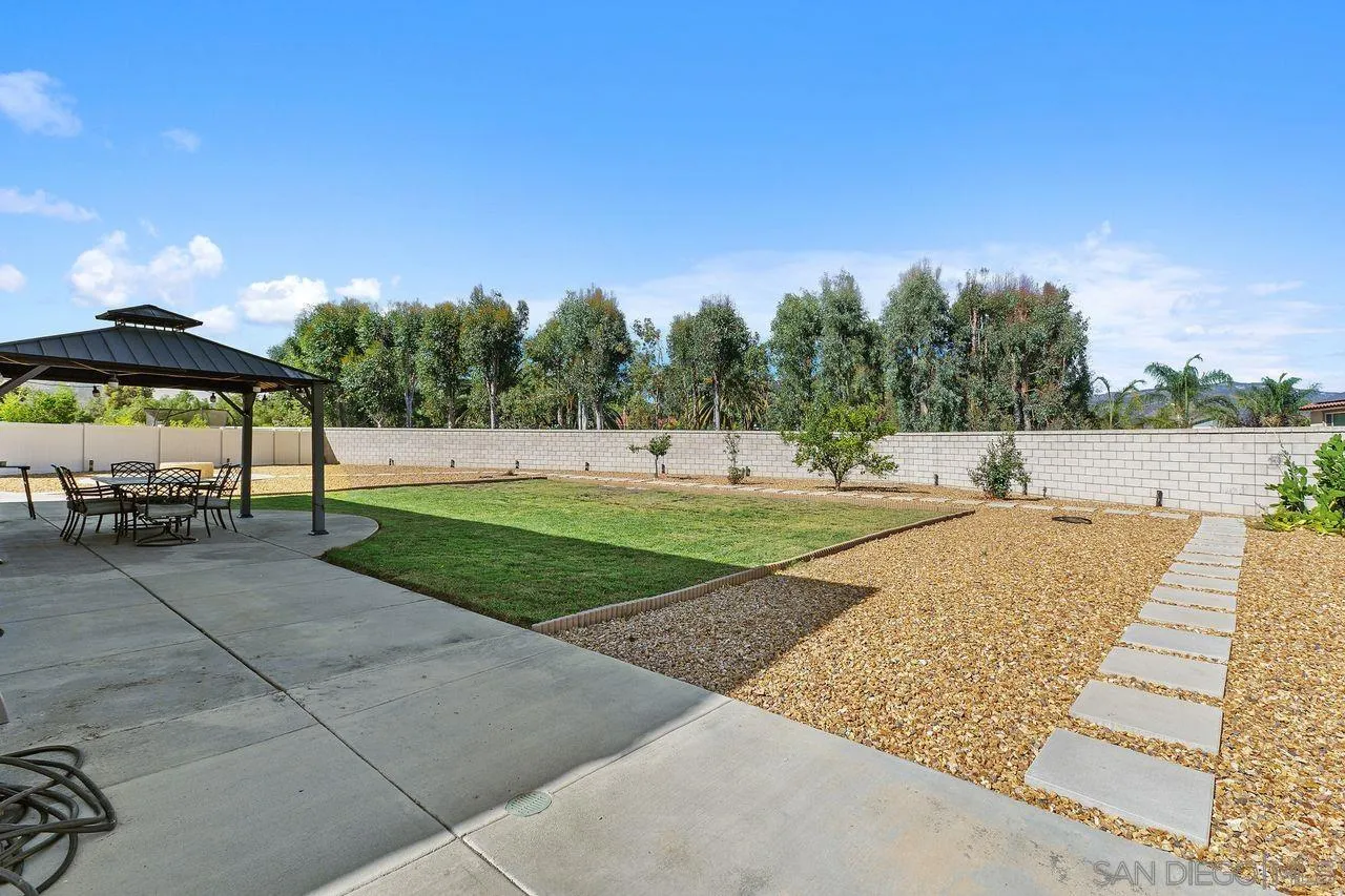 23318 Crystal Way