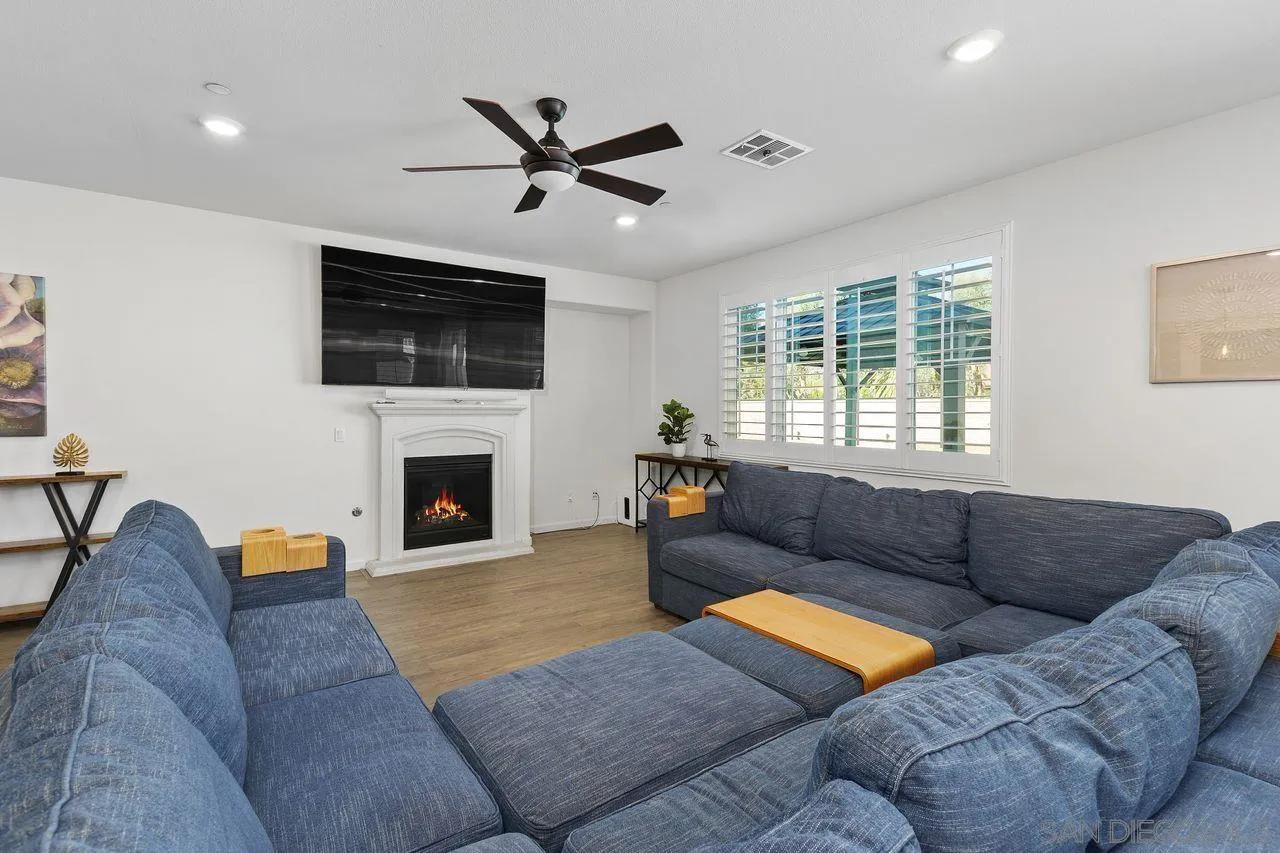23318 Crystal Way