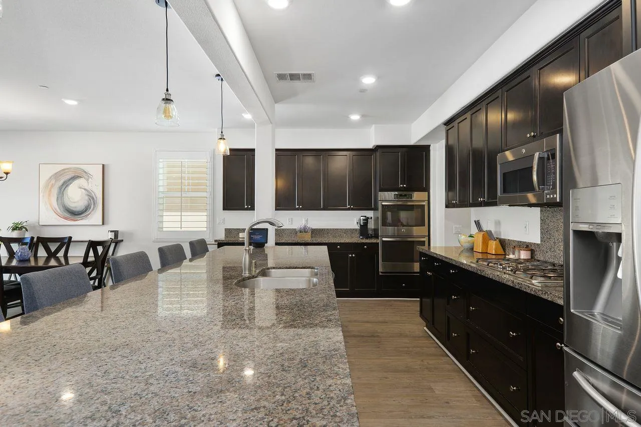 23318 Crystal Way