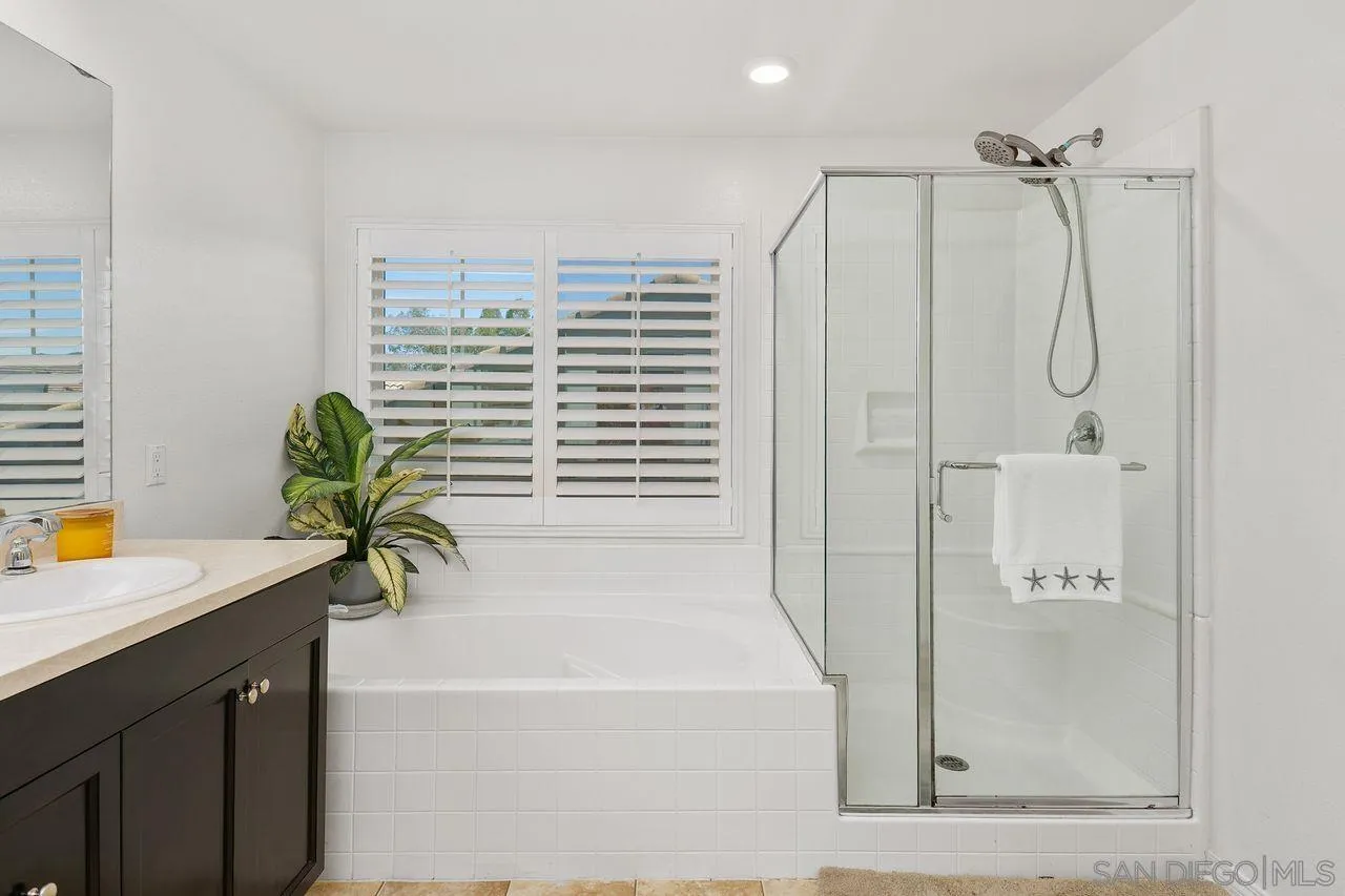 23318 Crystal Way