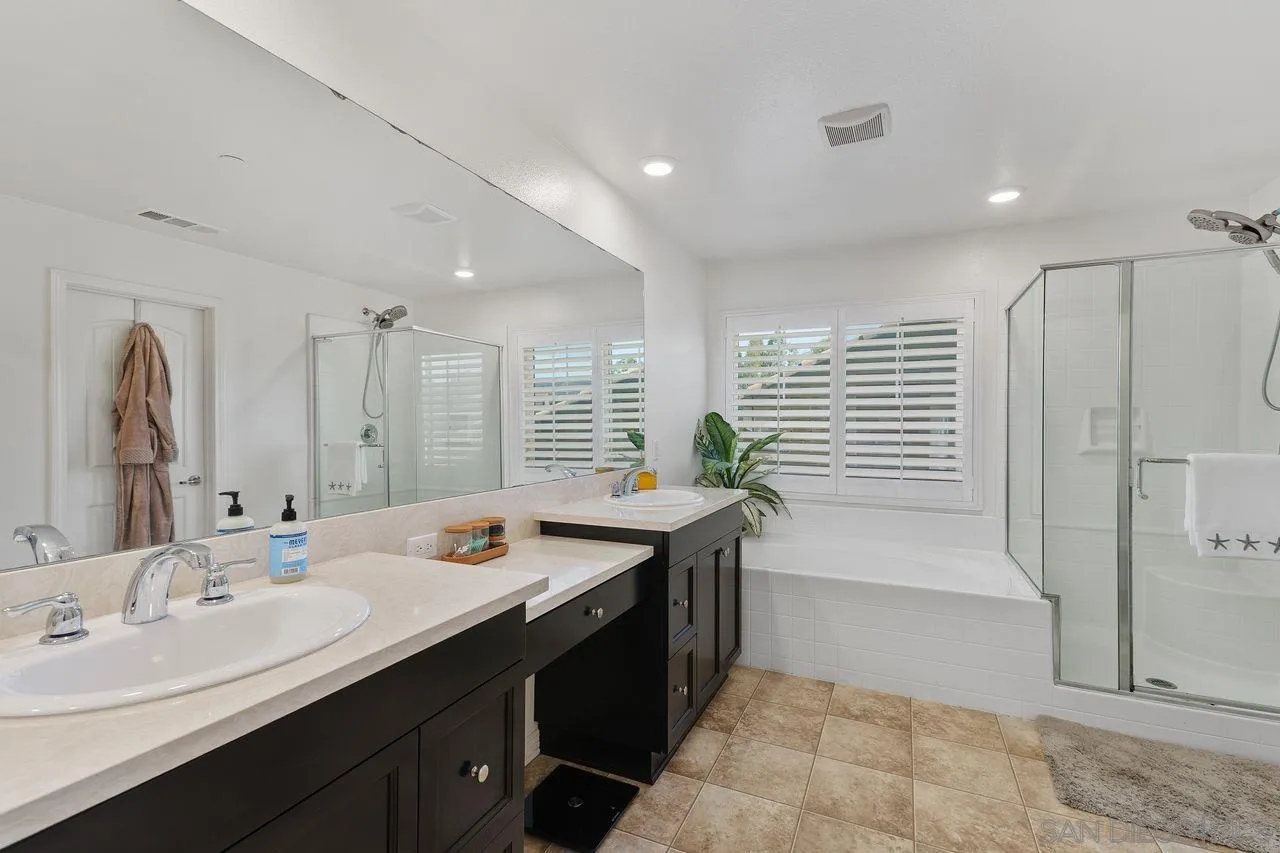 23318 Crystal Way