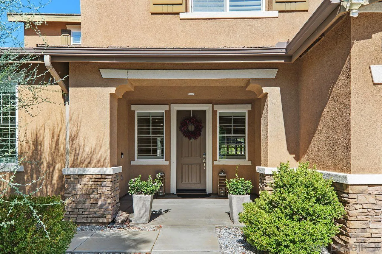 23318 Crystal Way