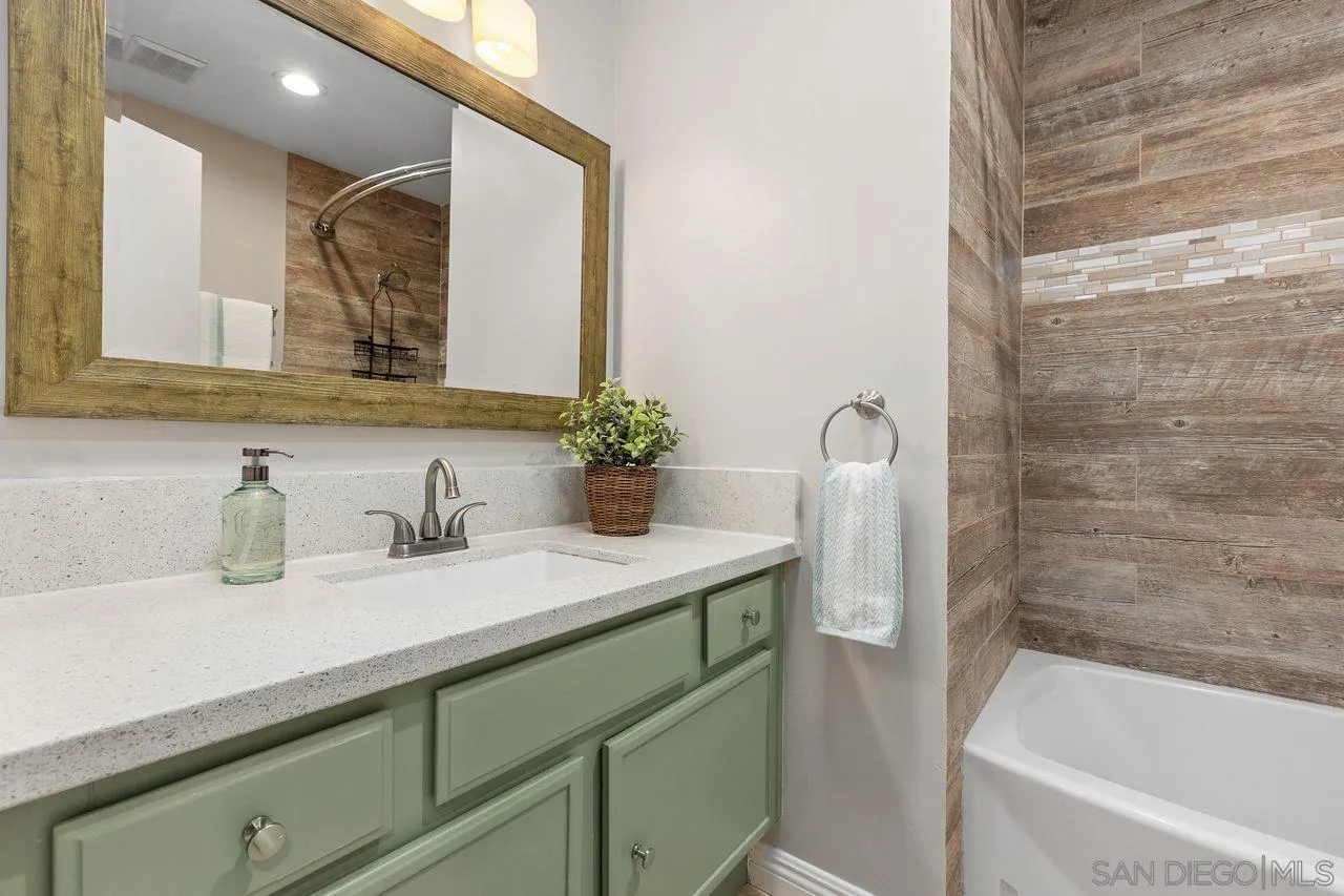 705 Sunningdale