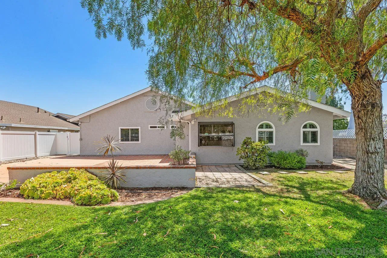 705 Sunningdale