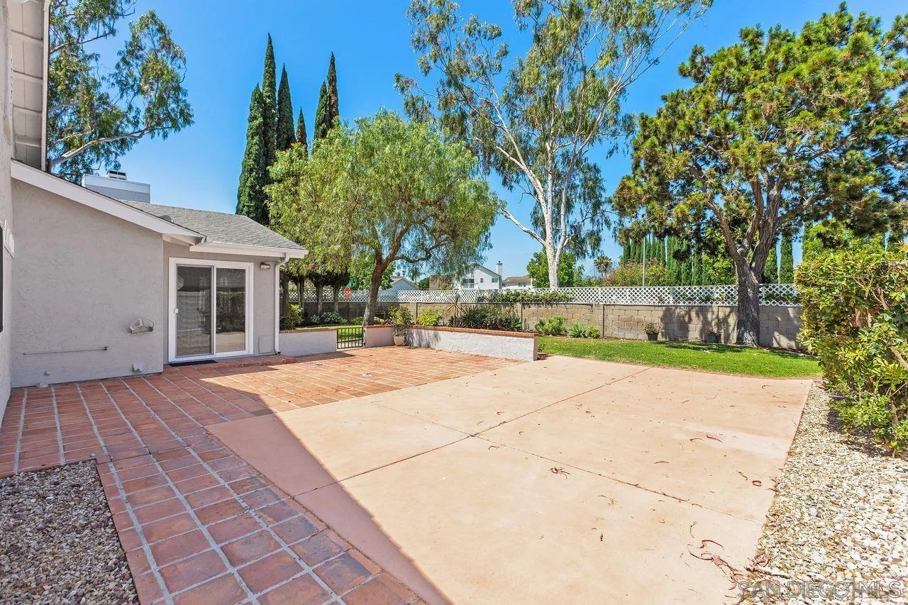 705 Sunningdale