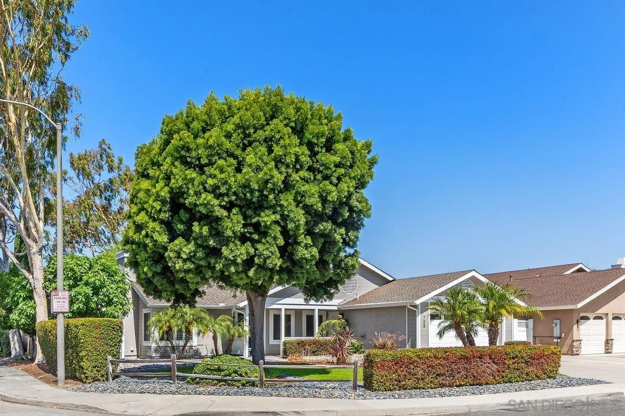 705 Sunningdale