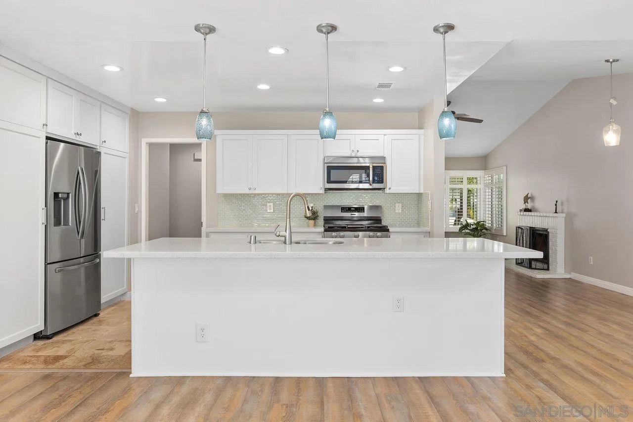 705 Sunningdale