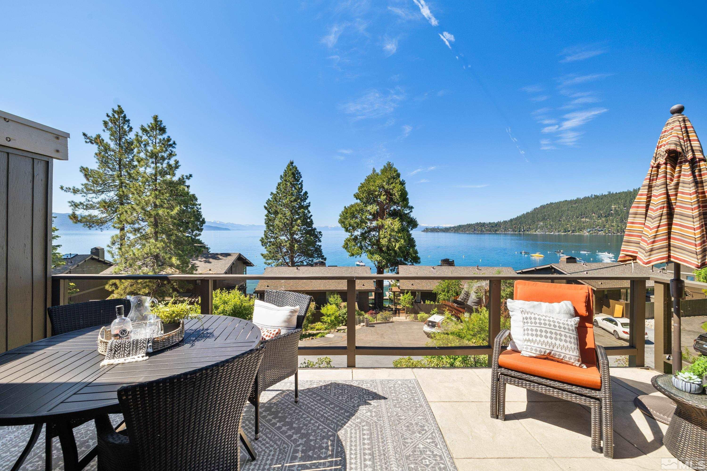 549 Lakeshore Boulevard, 7