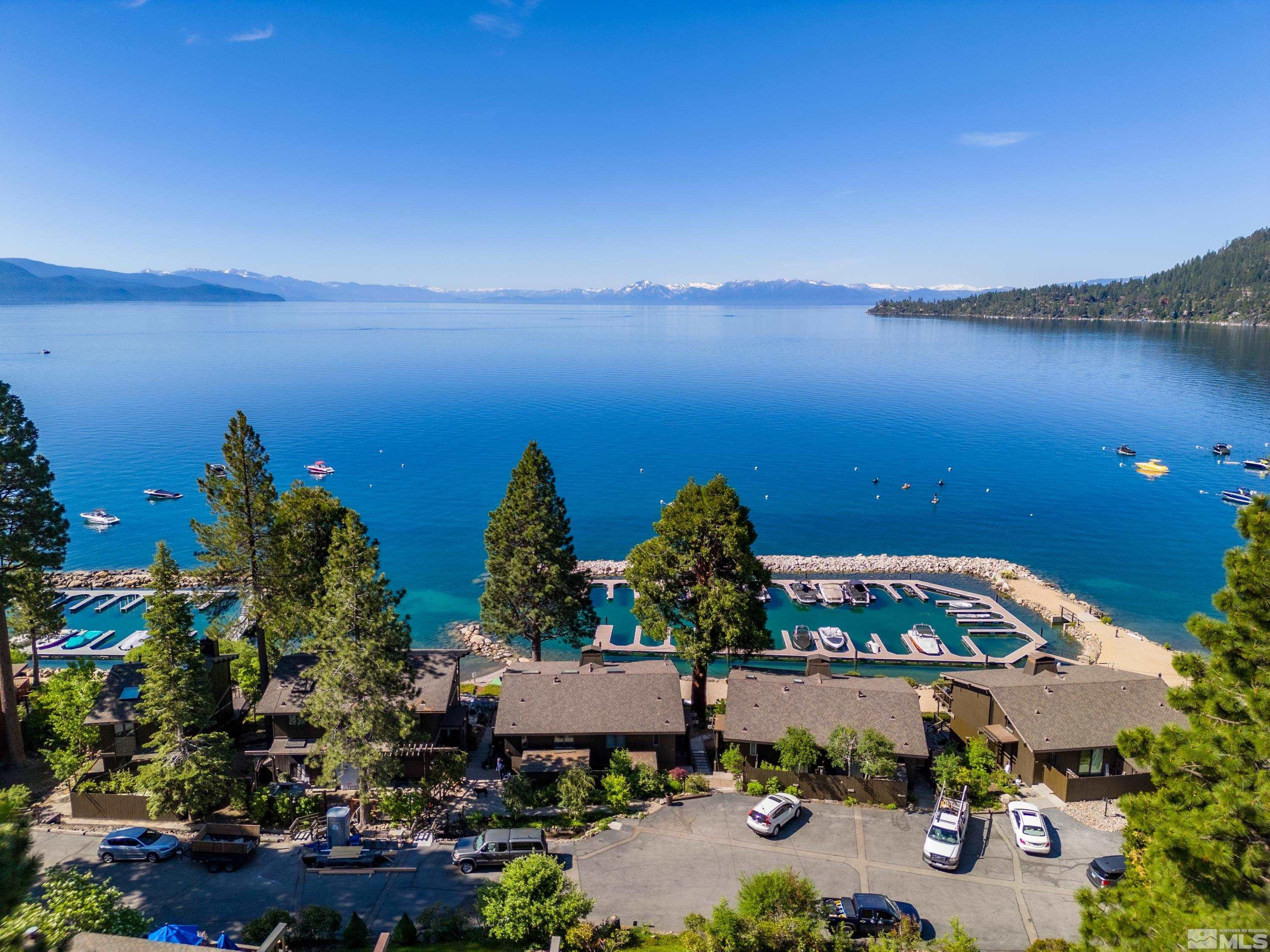 549 Lakeshore Boulevard, 7