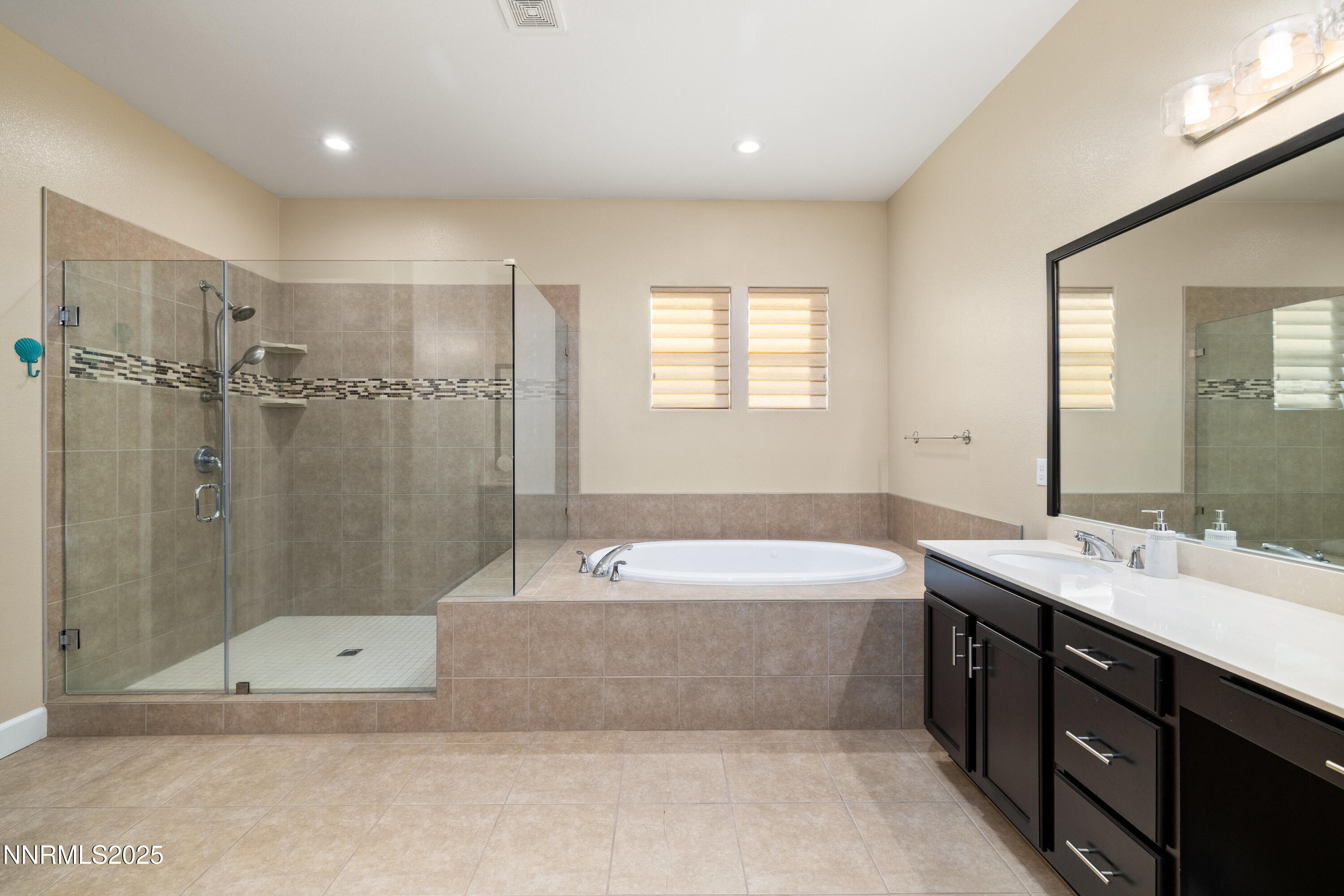 9845 Sea Breeze Lane