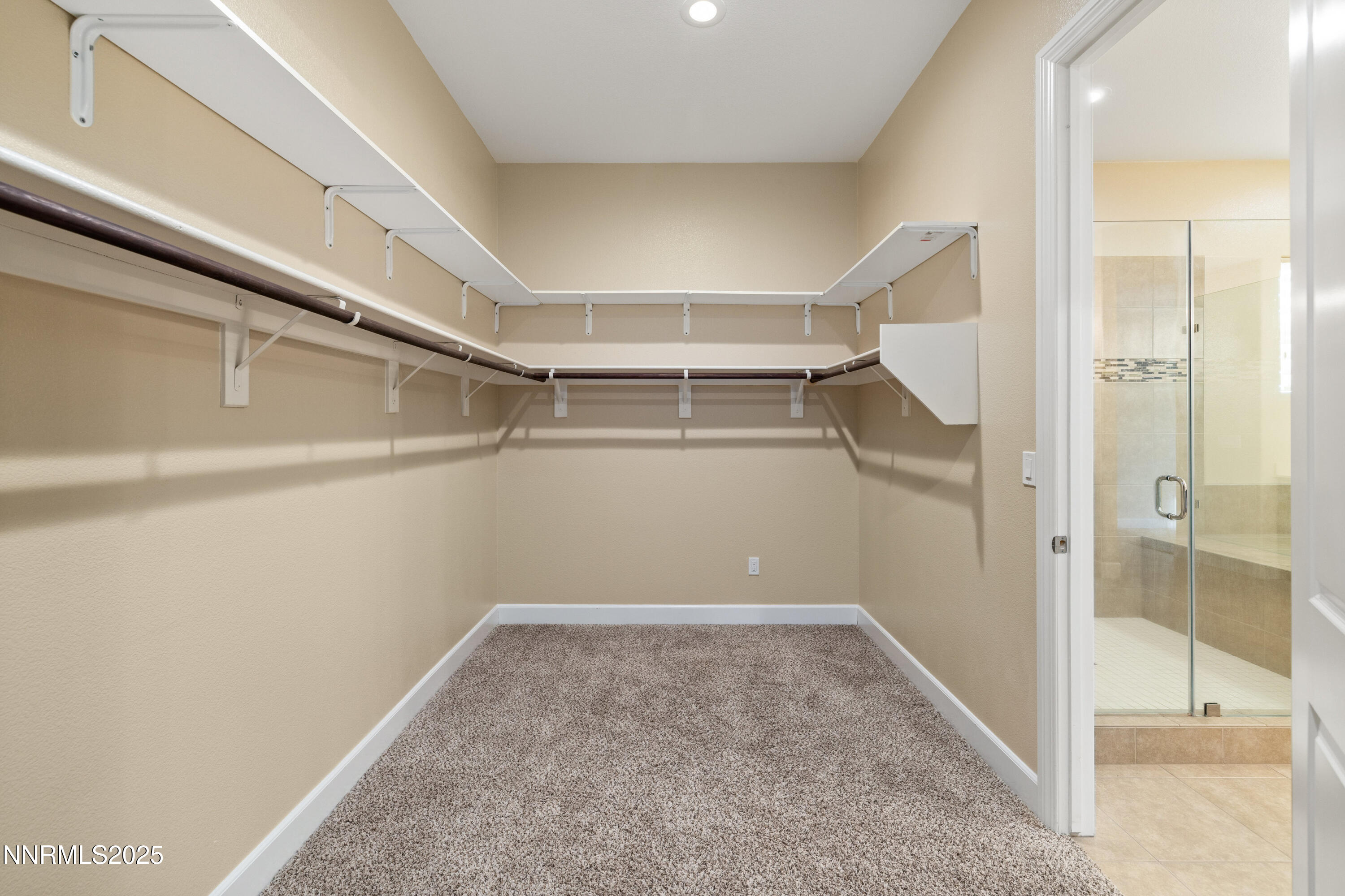 9845 Sea Breeze Lane