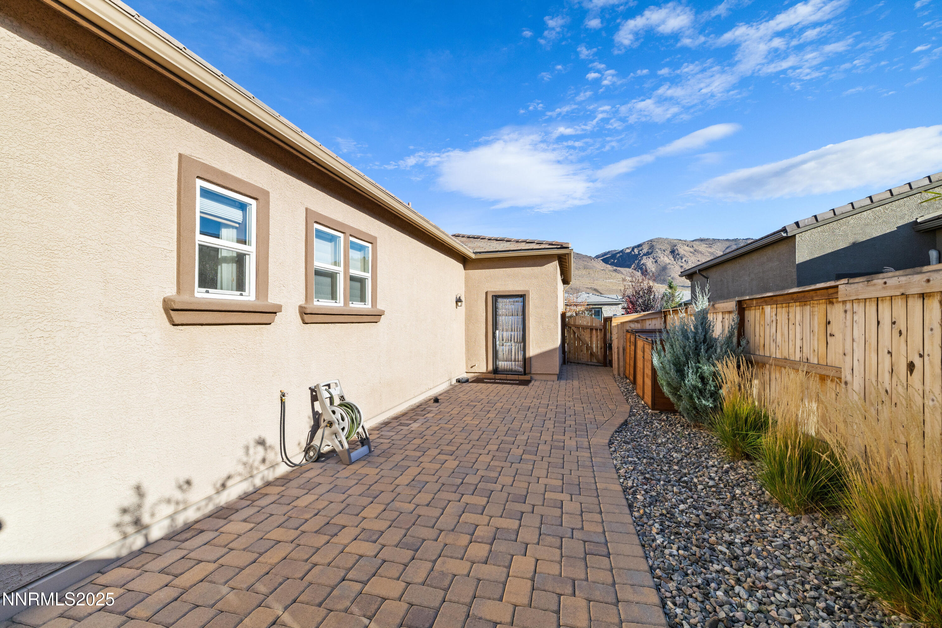 9845 Sea Breeze Lane