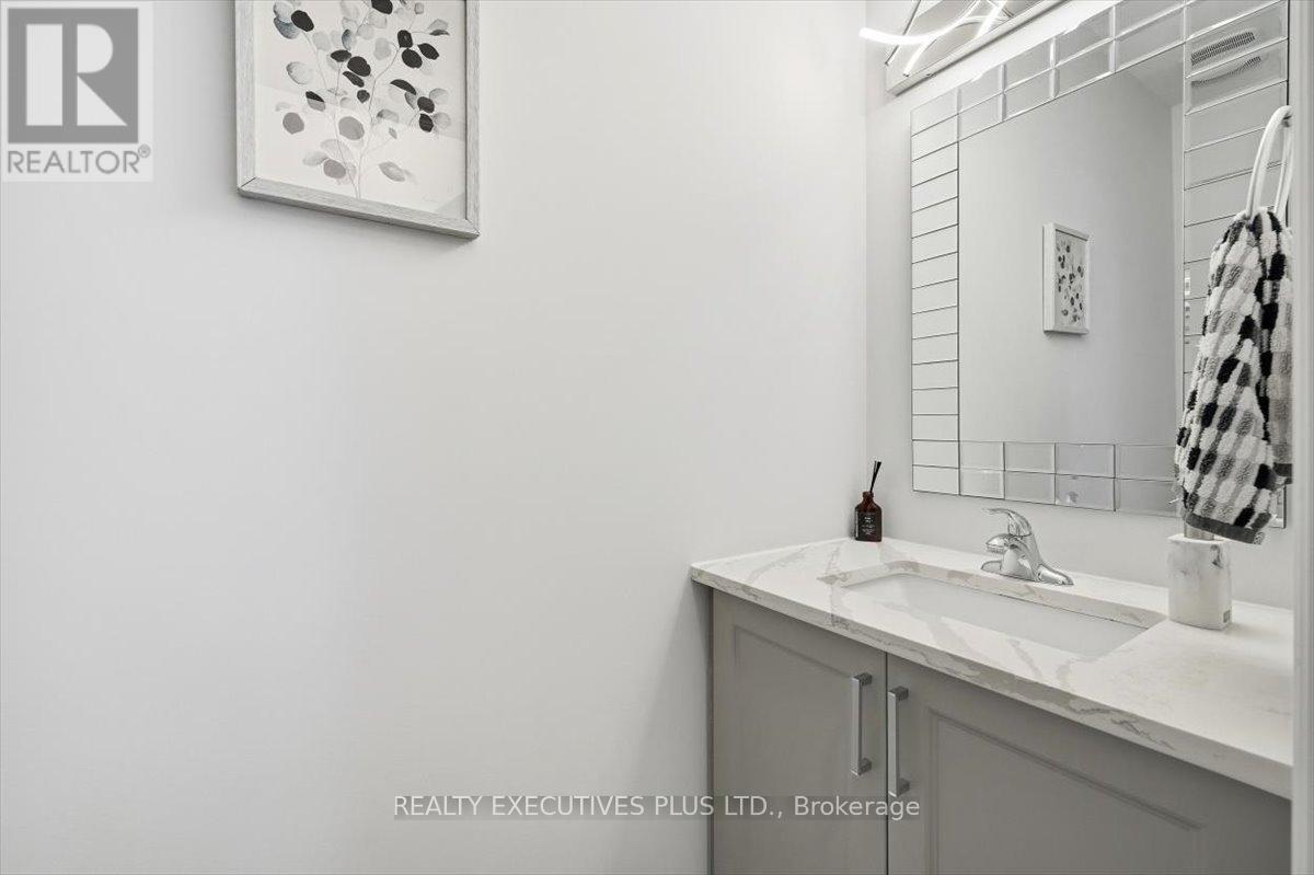 1082 DOCTEUR CORBEIL BOULEVARD