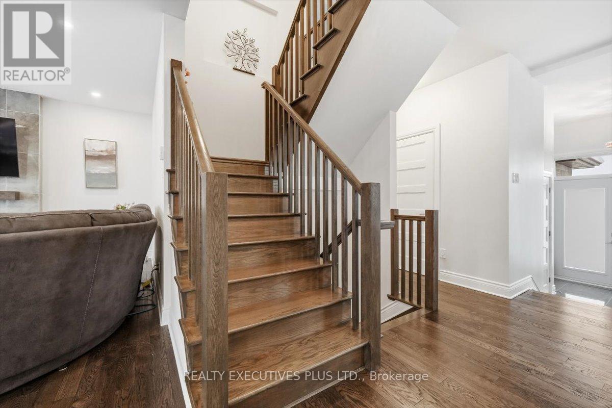 1082 DOCTEUR CORBEIL BOULEVARD