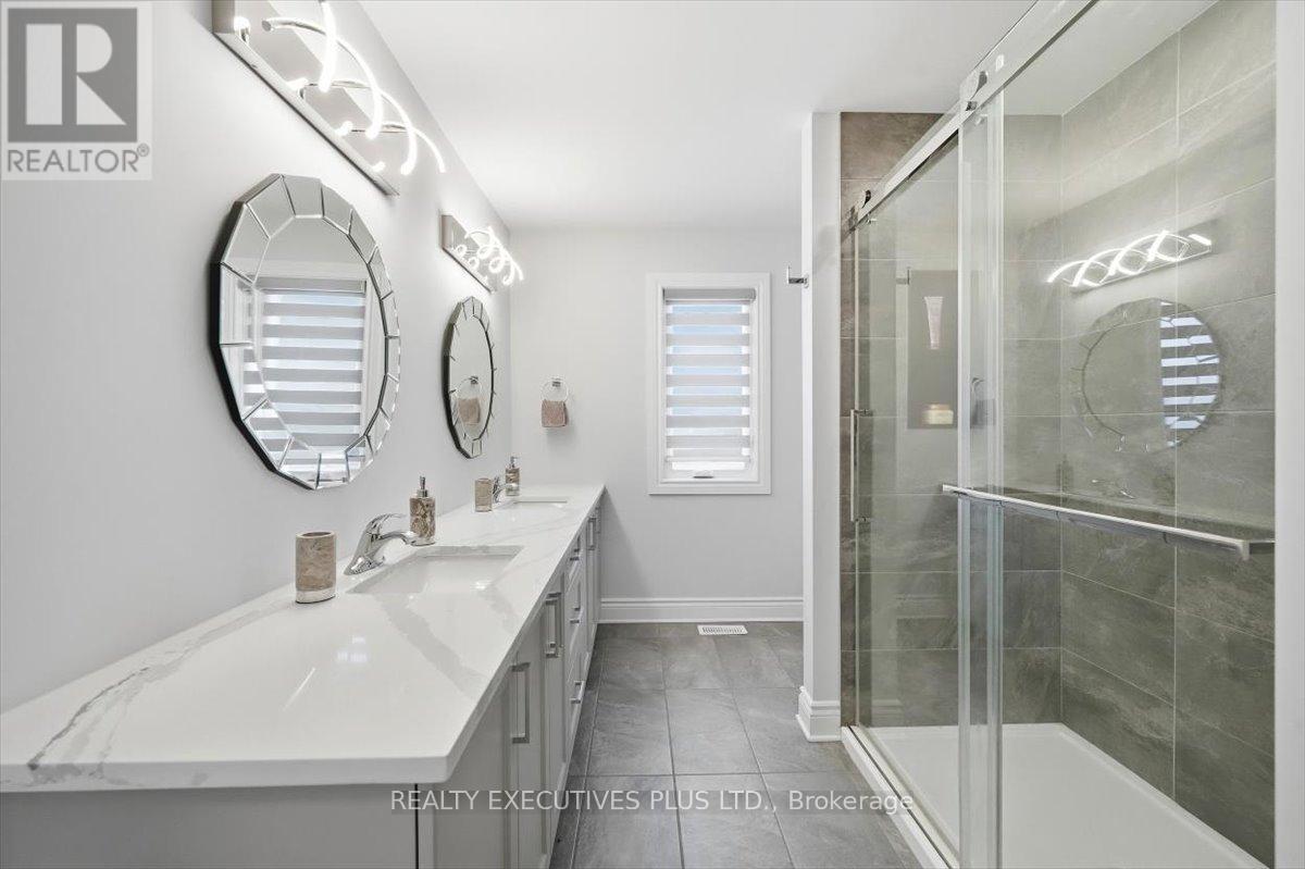 1082 DOCTEUR CORBEIL BOULEVARD