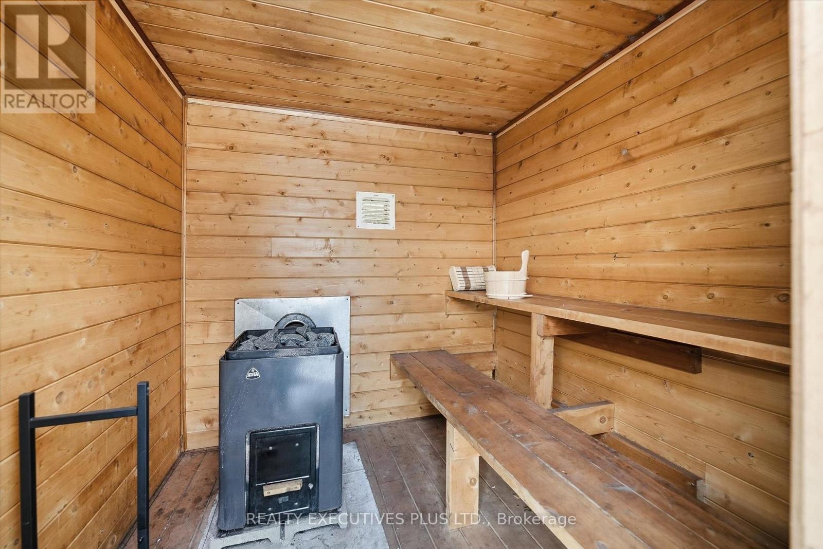 1110 TRILLIUM PLACE