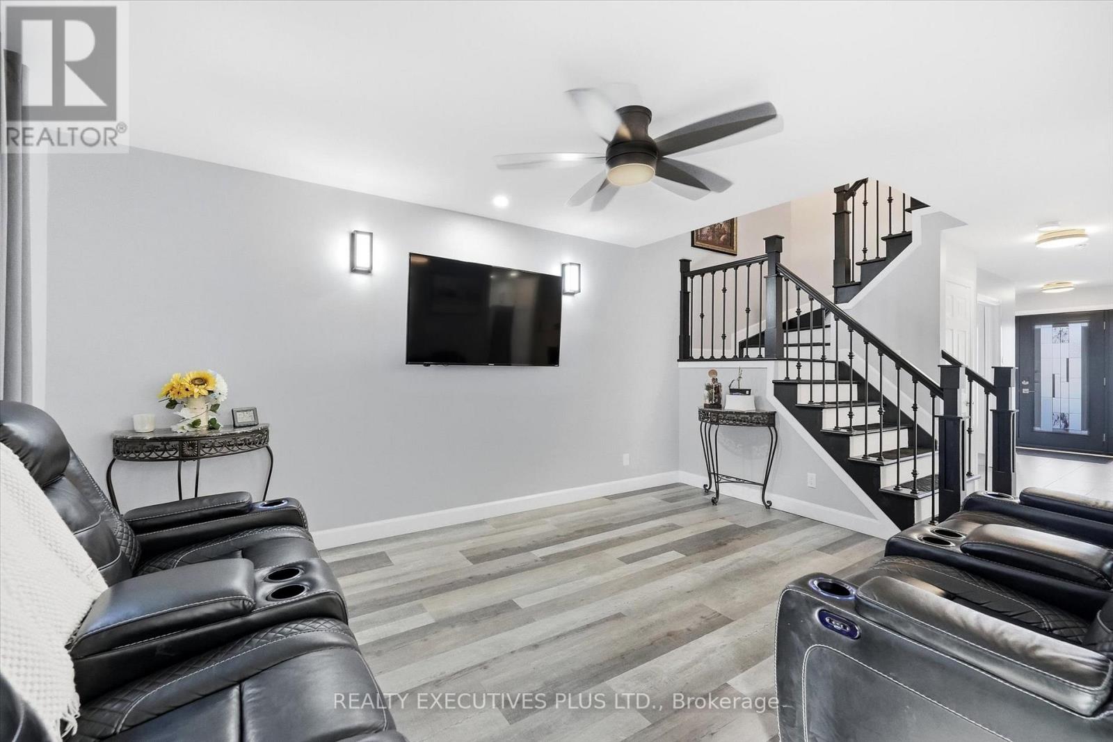 1110 TRILLIUM PLACE