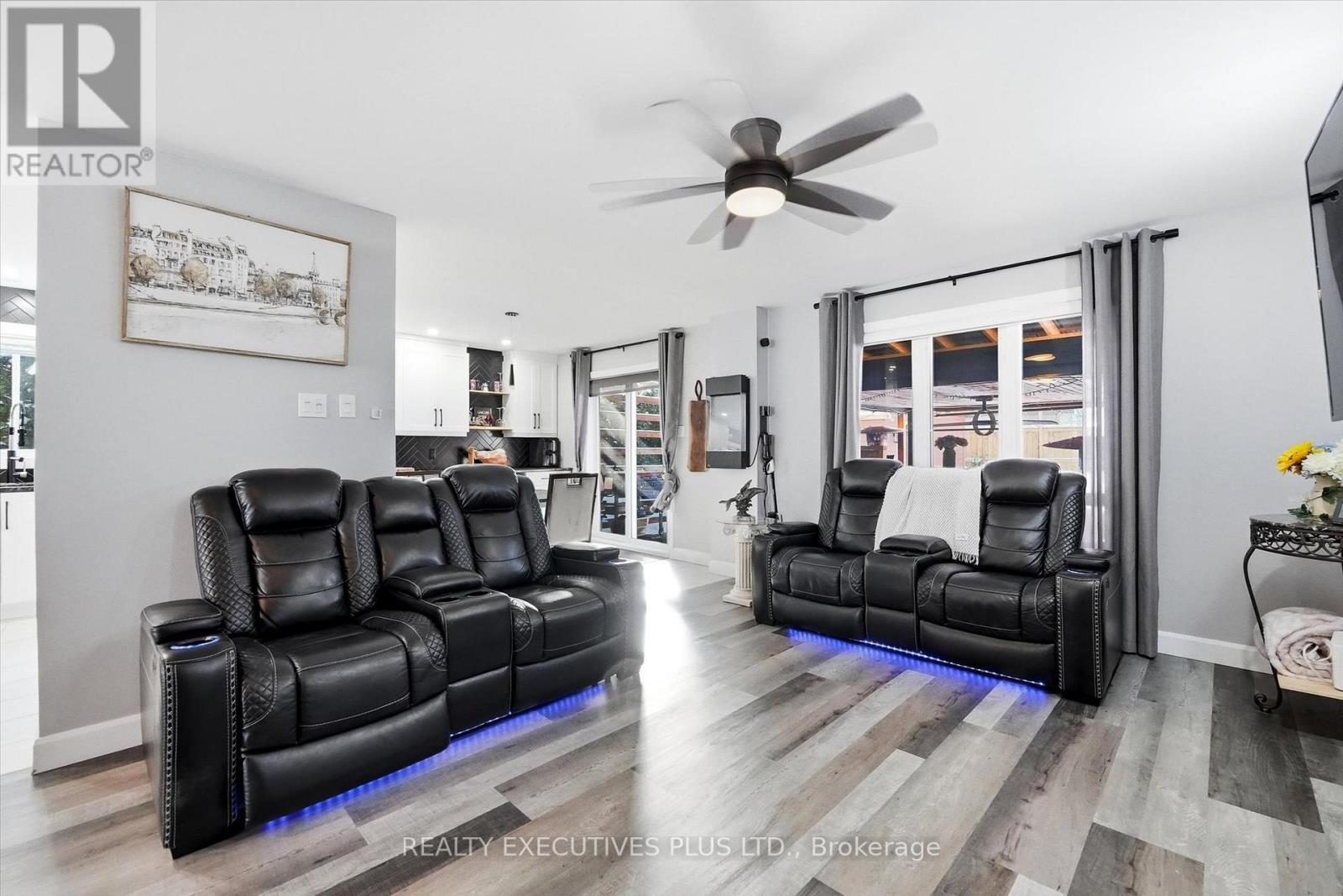 1110 TRILLIUM PLACE