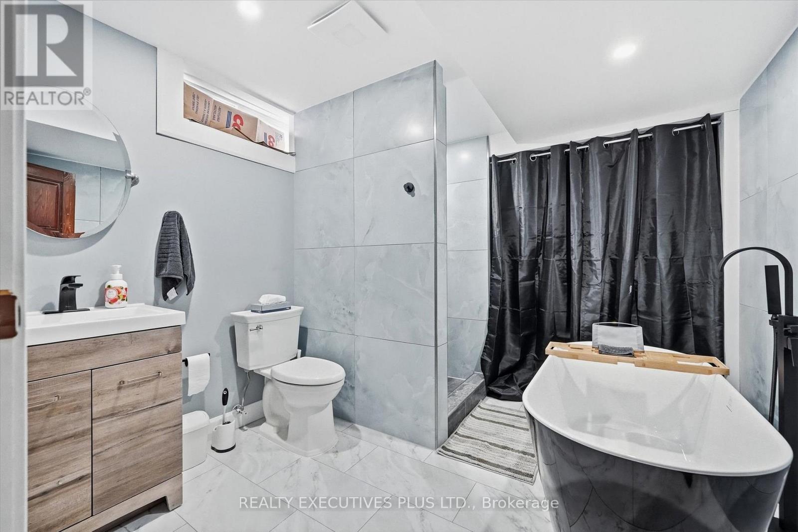 1110 TRILLIUM PLACE