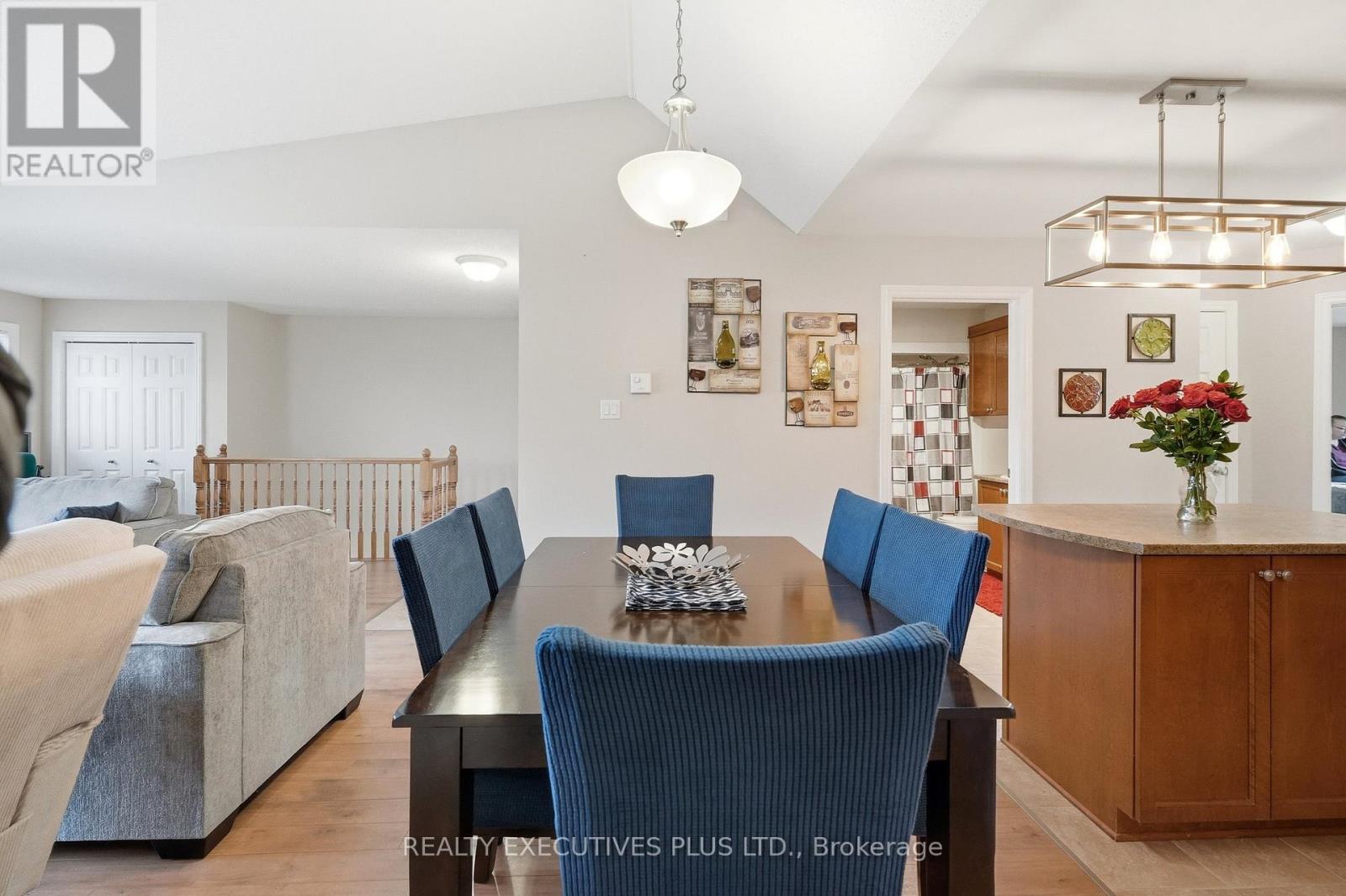 703 - 200 ELIOT STREET