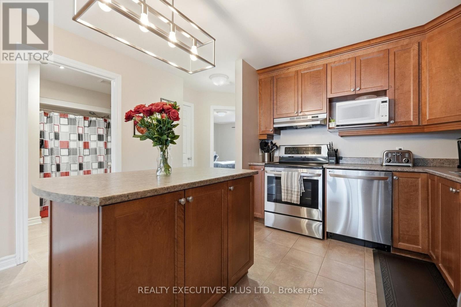 703 - 200 ELIOT STREET