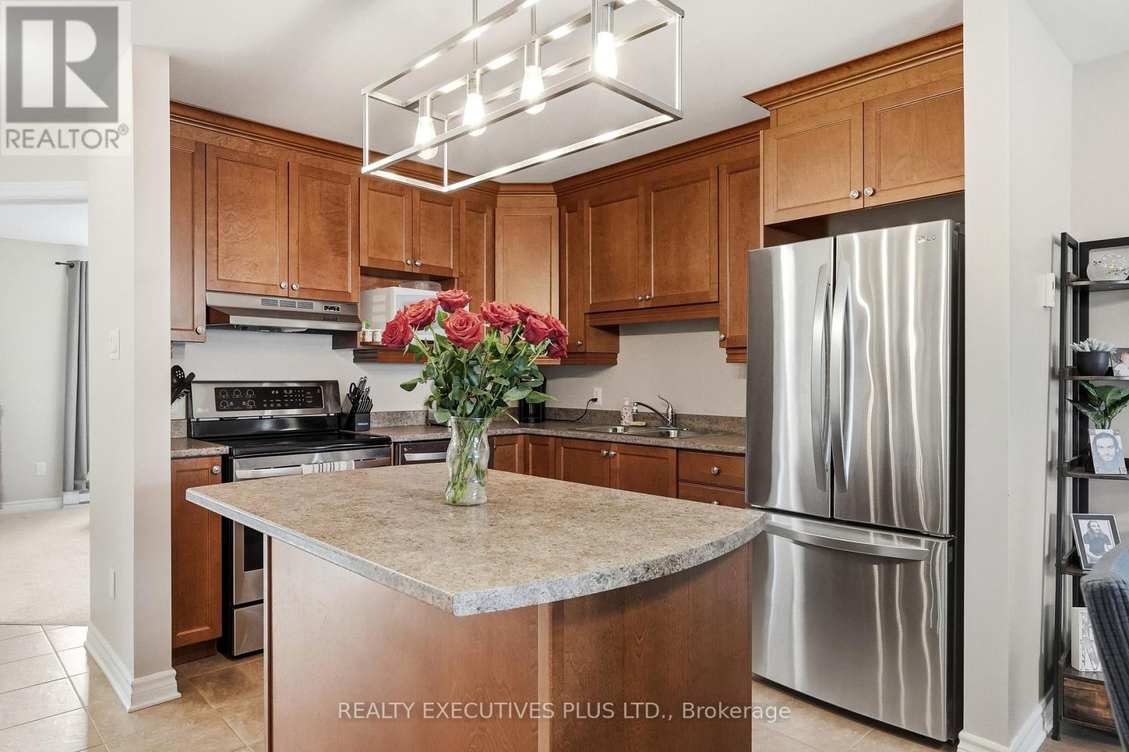 703 - 200 ELIOT STREET