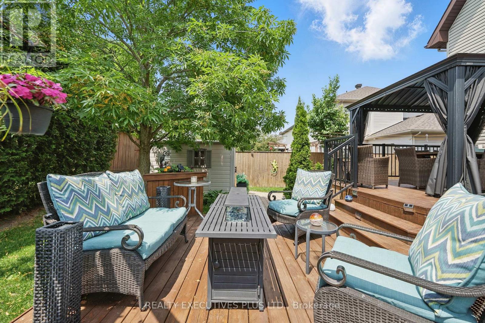 2709 SYLVAIN STREET