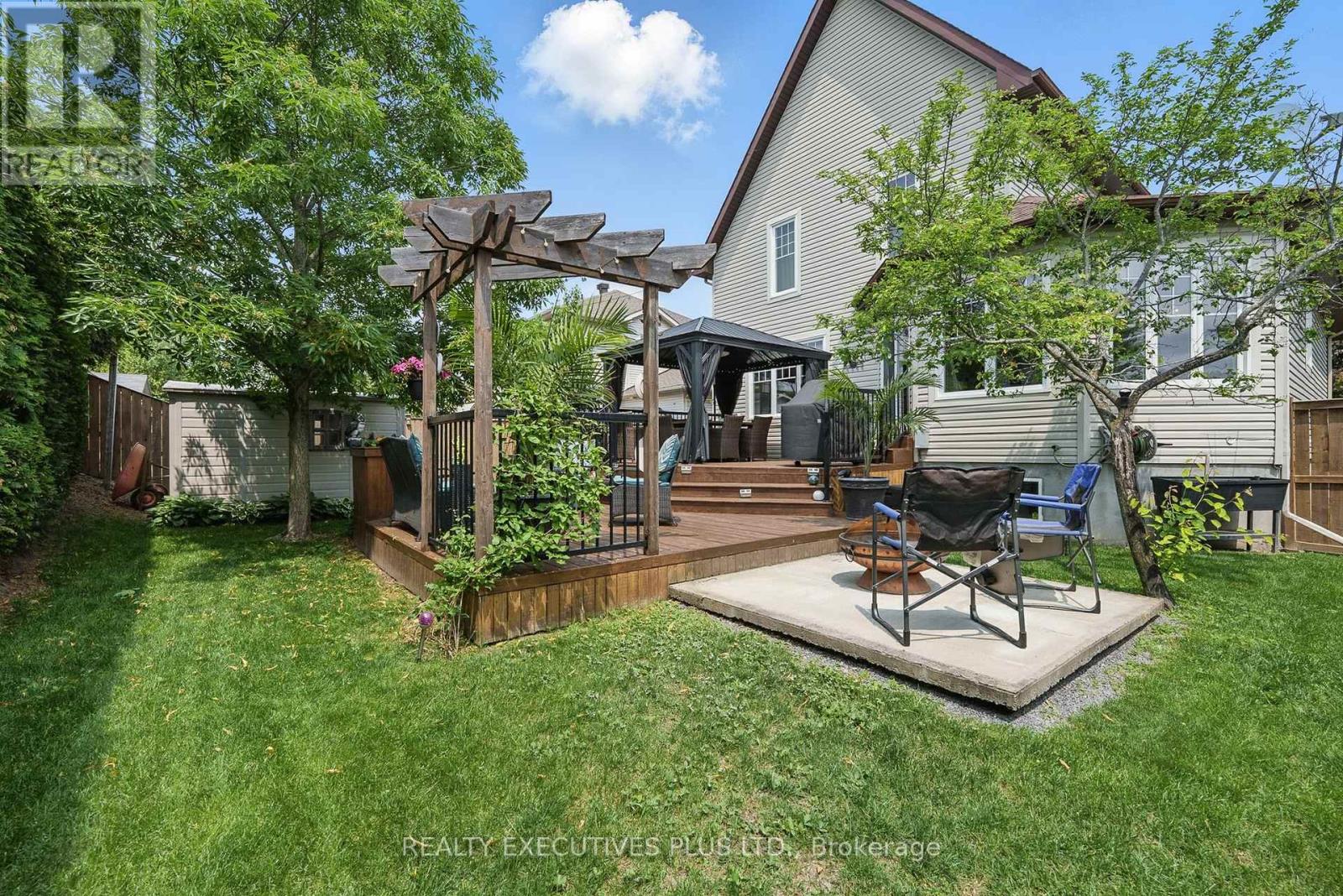 2709 SYLVAIN STREET