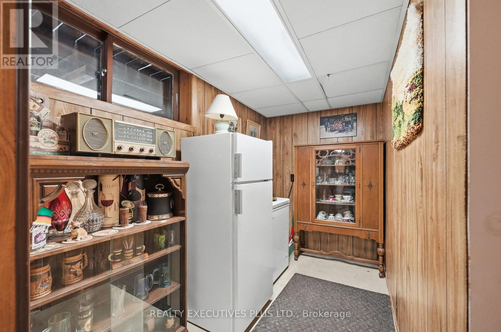 991 ST JACQUES STREET