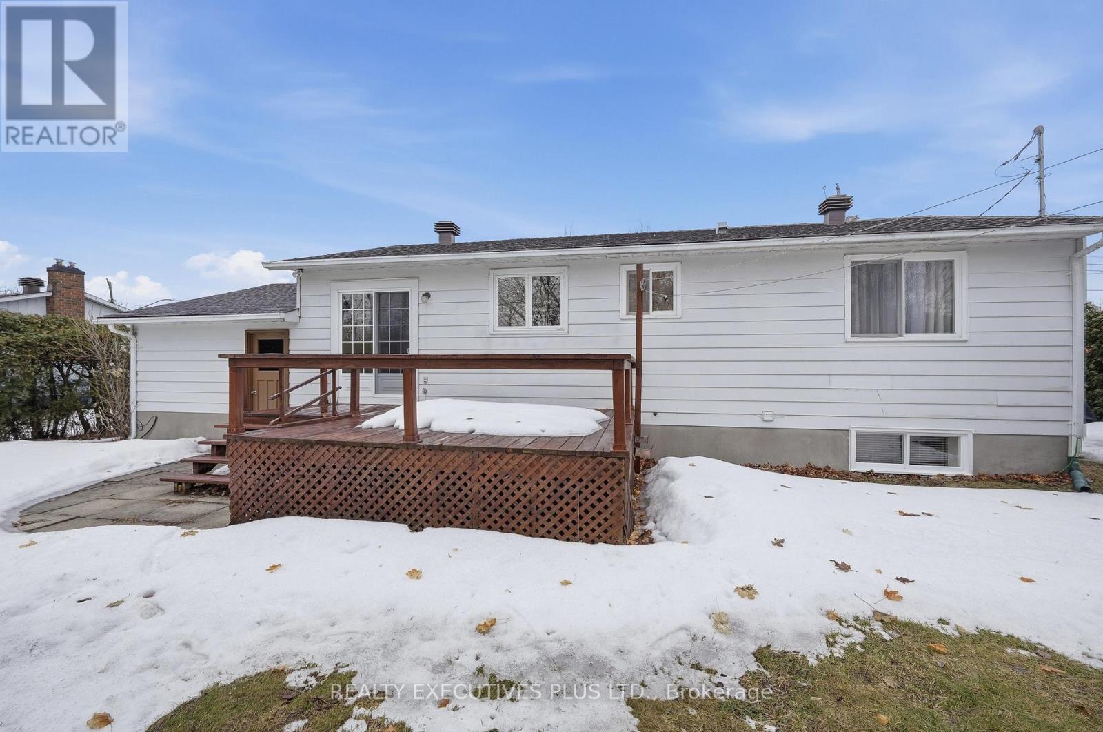 991 ST JACQUES STREET