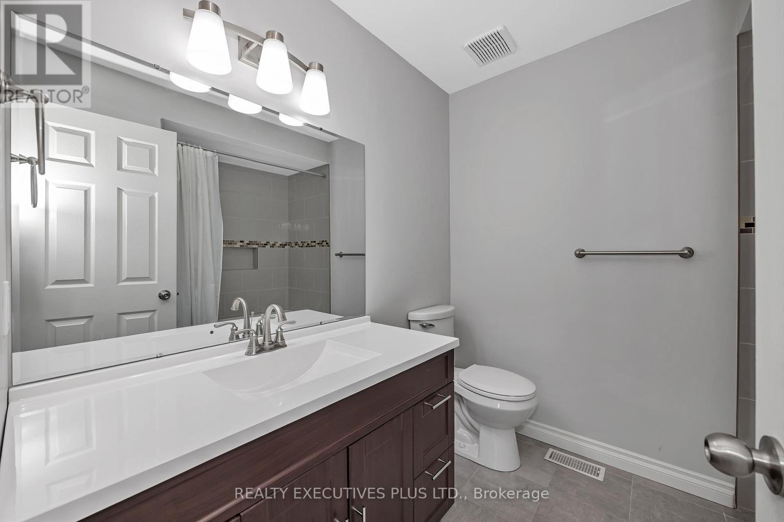 1611 MARLEY CRESCENT