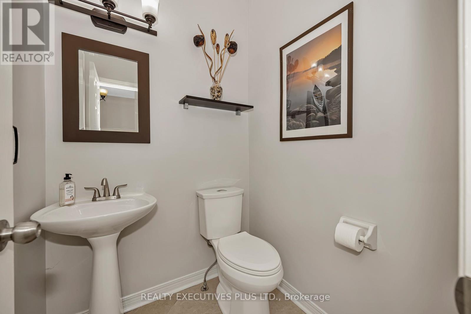 1611 MARLEY CRESCENT