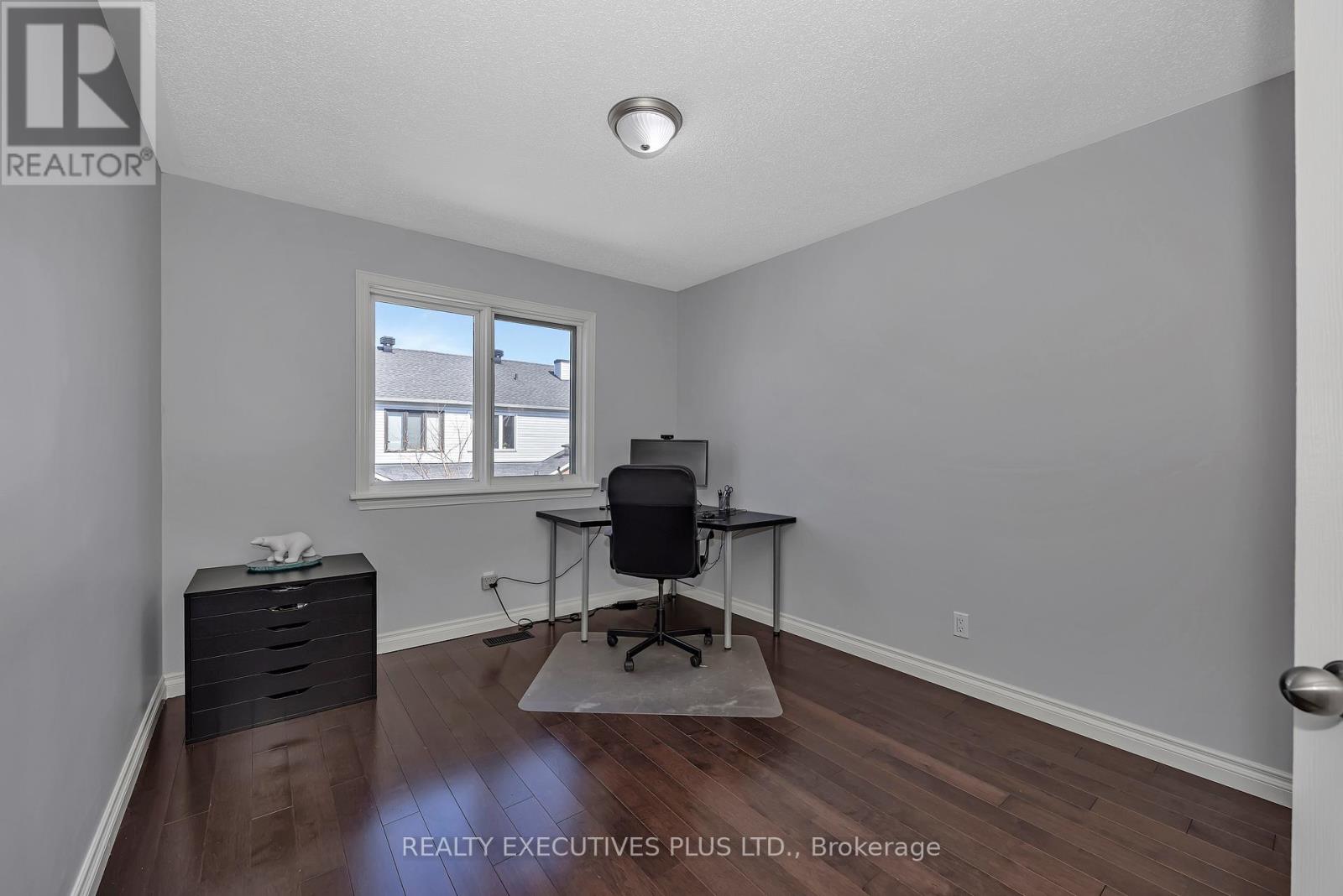 1611 MARLEY CRESCENT