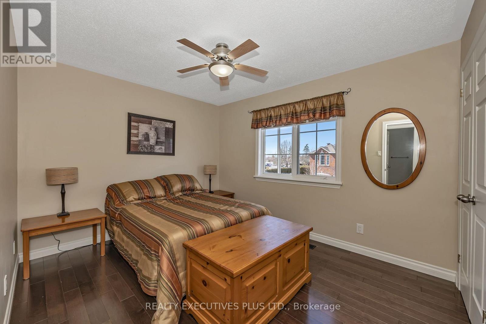 1611 MARLEY CRESCENT