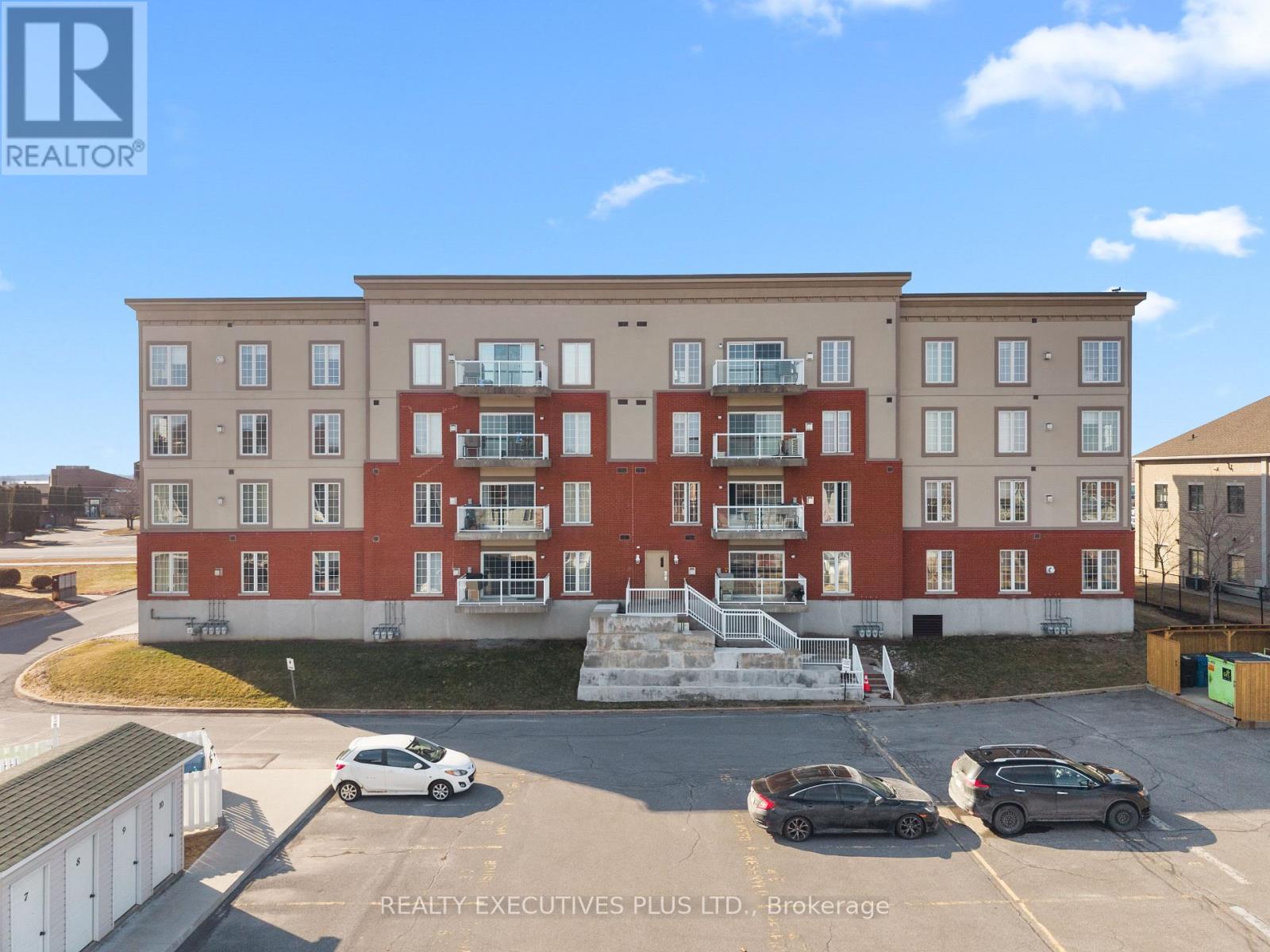 407 - 2921 LAURIER STREET