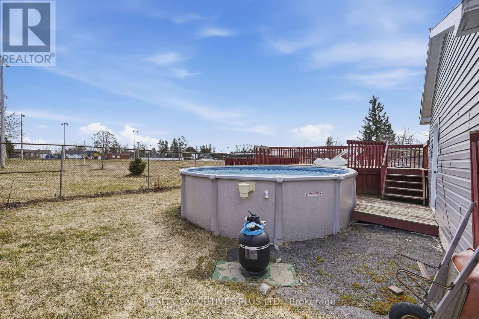 3721 CHAMPLAIN STREET