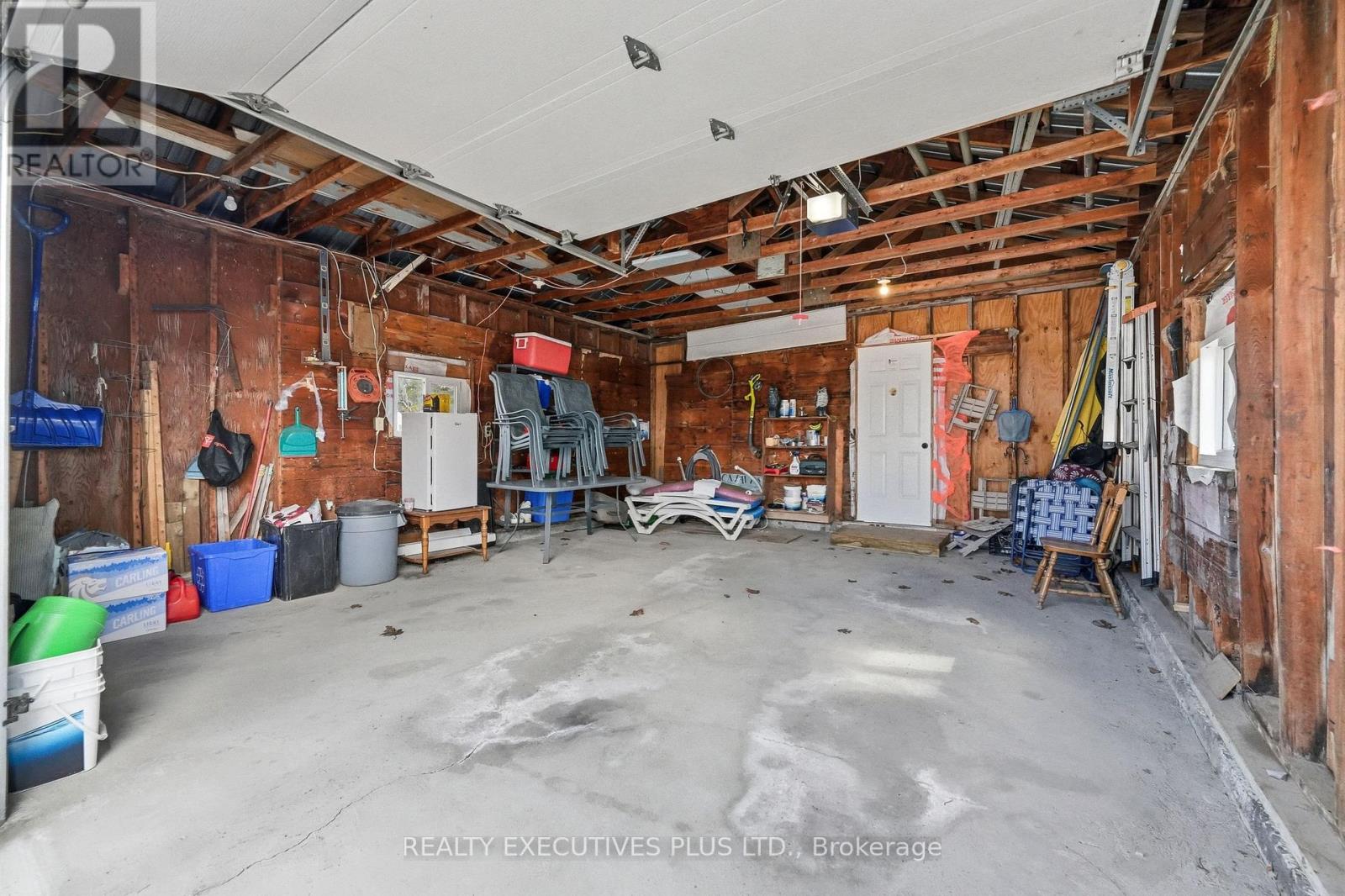 3721 CHAMPLAIN STREET