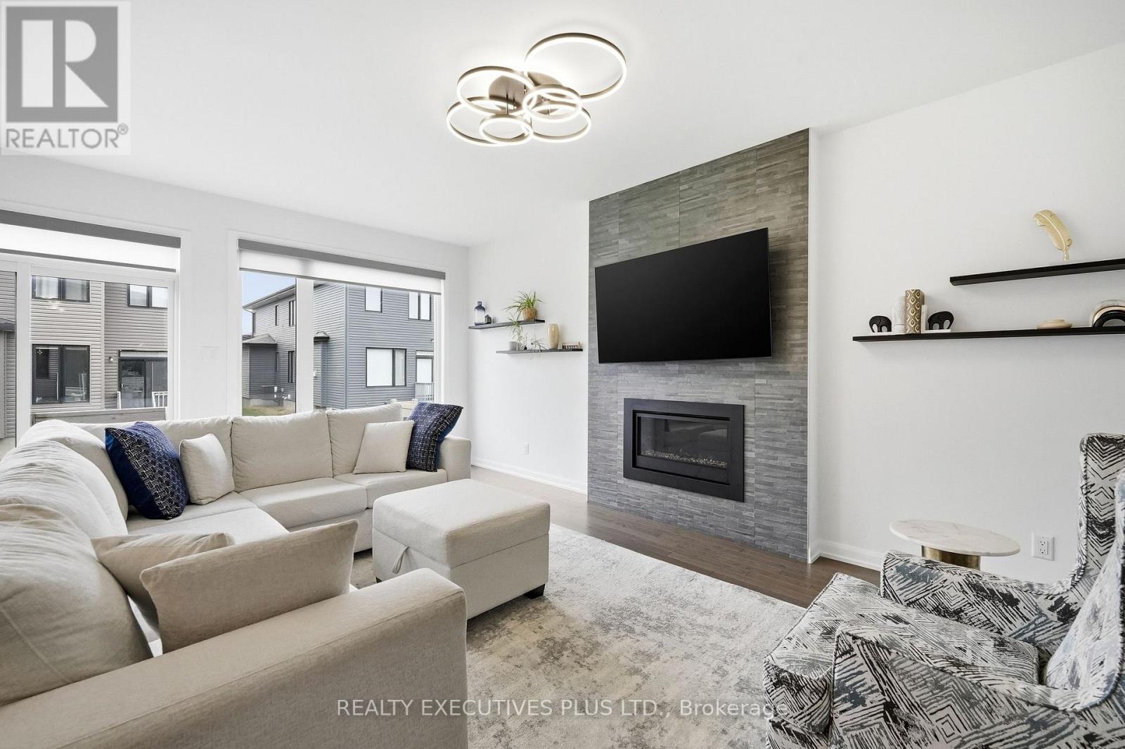 429 STERLING AVENUE